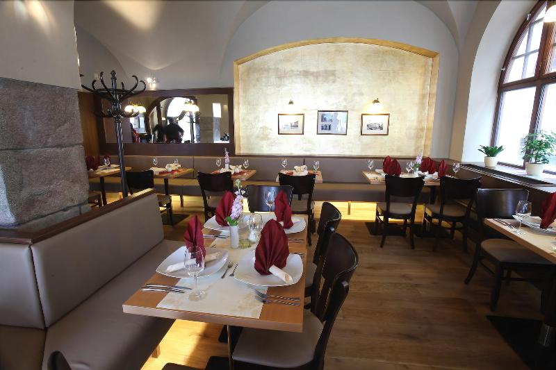Zlata Hvezda - Restoran