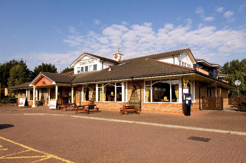Premier Inn Cardiff City South - Genel