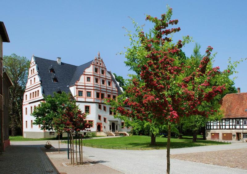 Schwanefeld - Genel