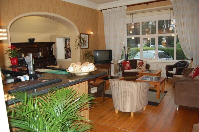 Chester Court Hotel - Lobi