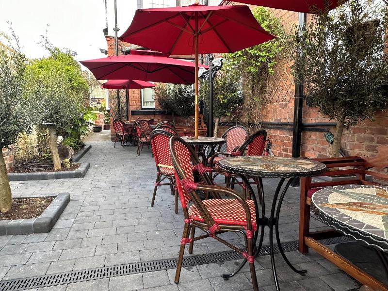 Chester Court Hotel - Teras