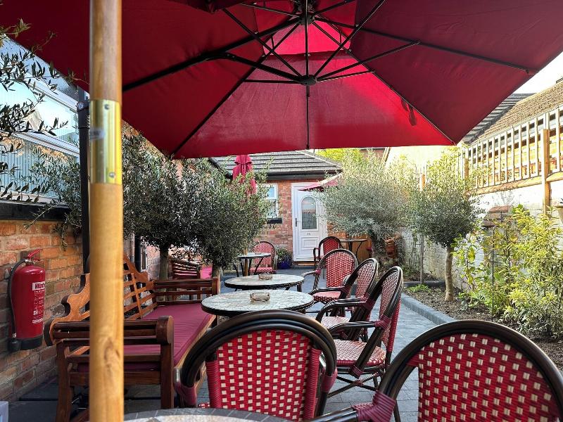 Chester Court Hotel - Teras