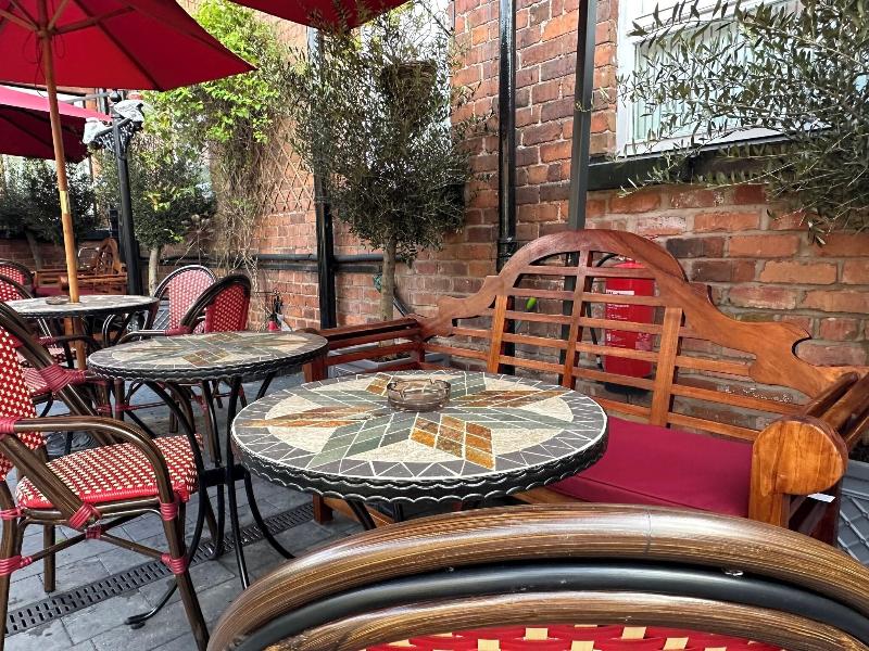 Chester Court Hotel - Teras