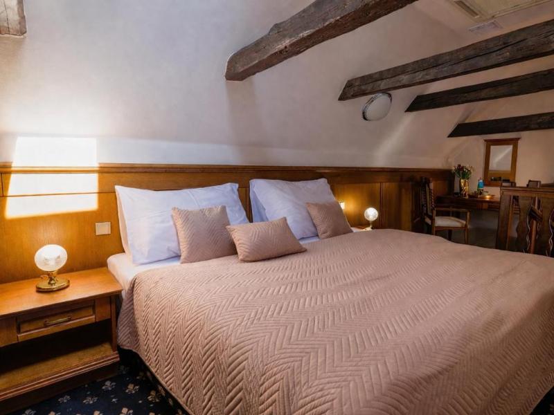 LH Hotel Gold - Oda
