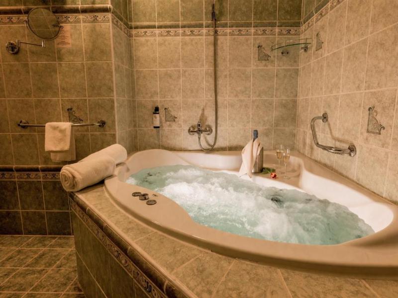 LH Hotel Gold - Oda