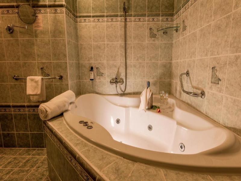 LH Hotel Gold - Oda