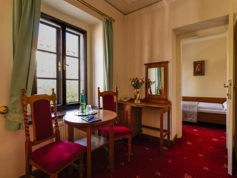 LH Hotel Gold - Oda