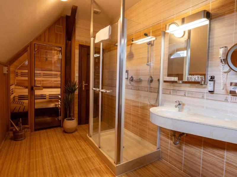 LH Hotel Gold - Oda