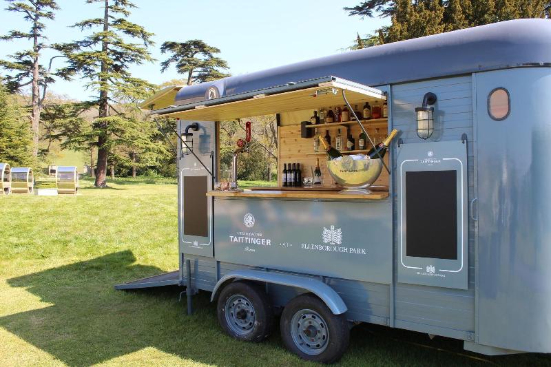Ellenborough Park - Genel