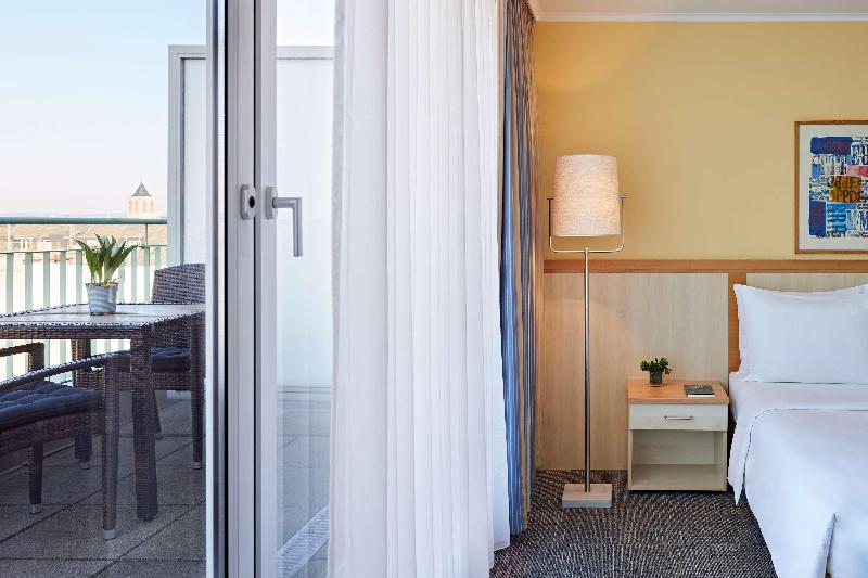 Lindner Hotel Cologne Am Dom, part of JdV by Hyatt - Oda