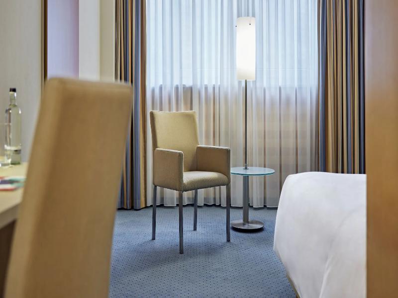 Lindner Hotel Cologne Am Dom, part of JdV by Hyatt - Oda