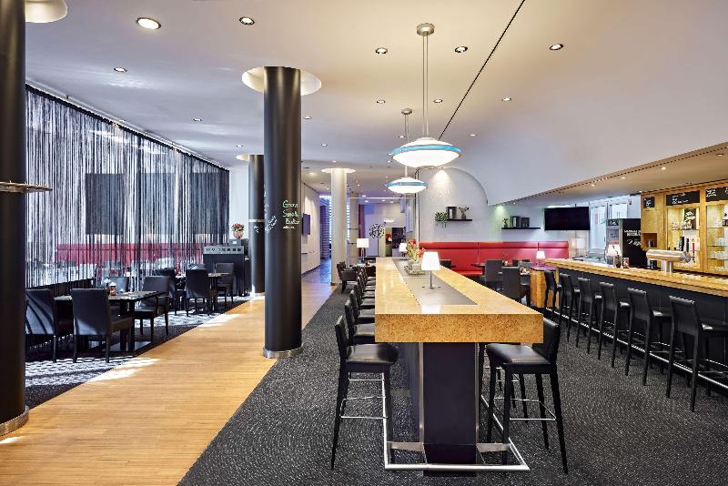 Lindner Hotel Cologne Am Dom, part of JdV by Hyatt - Havuz