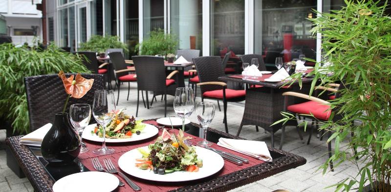 Lindner Hotel Cologne Am Dom, part of JdV by Hyatt - Teras