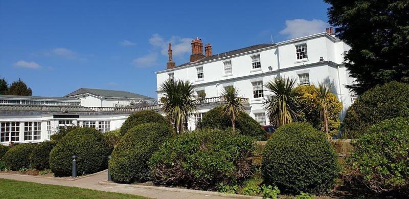 Rowton Hall - Genel