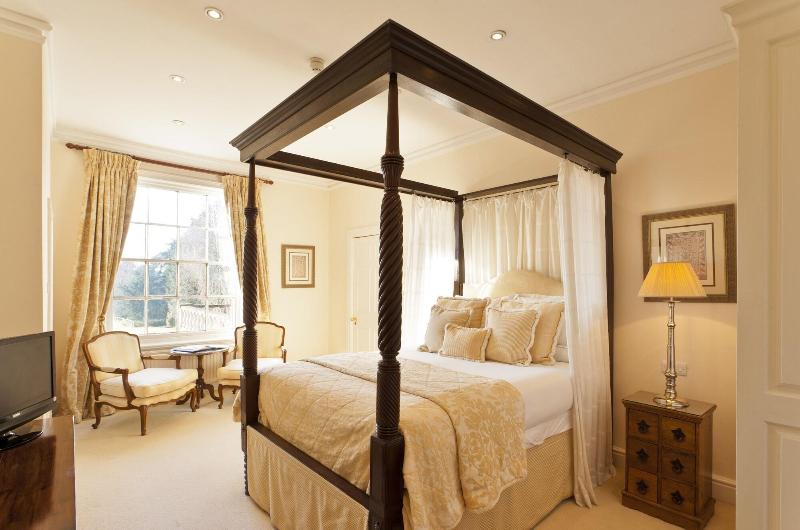 Rowton Hall - Oda