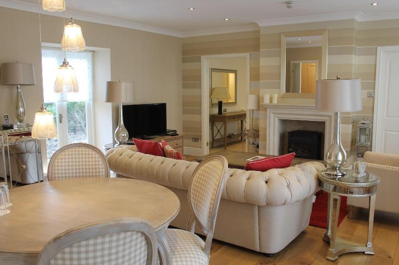 Rowton Hall - Oda