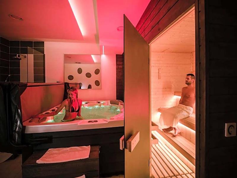 Wellness Hotel Frymburk - Genel
