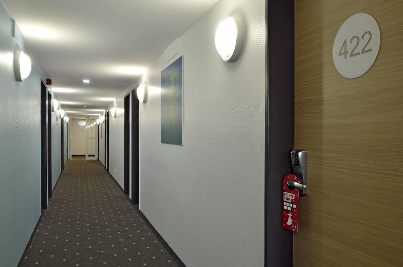 B&B Hotel Köln-Frechen - Lobi