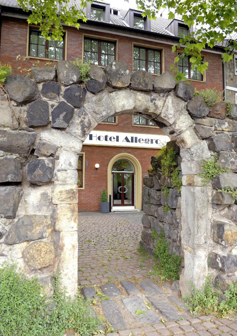 Allegro - Genel
