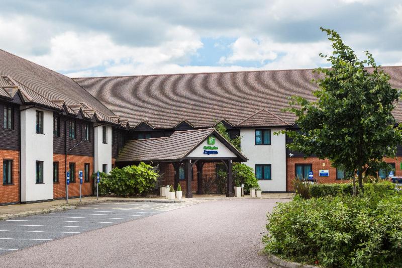 Holiday Inn Express Colchester - Genel