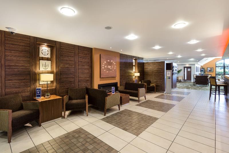 Holiday Inn Express Colchester - Genel