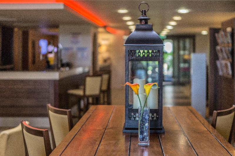 Holiday Inn Express Colchester - Restoran