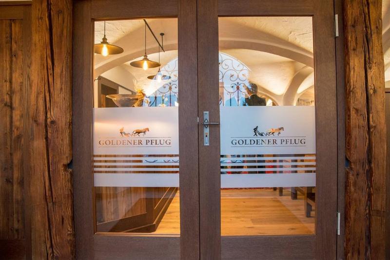 Landhotel Goldener Pflug - Lobi