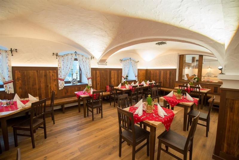 Landhotel Goldener Pflug - Restoran