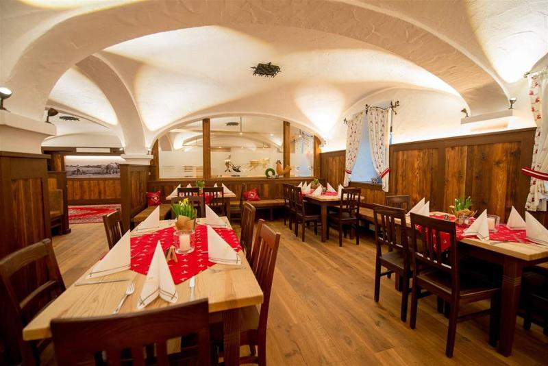 Landhotel Goldener Pflug - Restoran