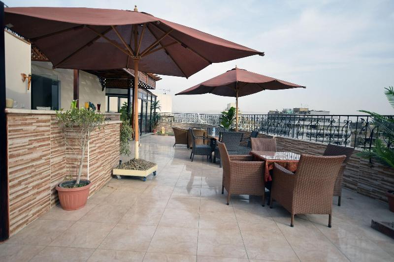 Amin Hotel - Teras