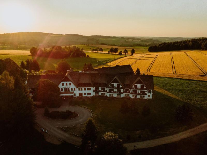 Kreuztanne - Genel