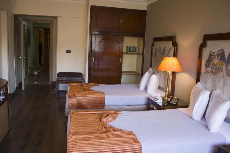 Zayed Hotel - Oda