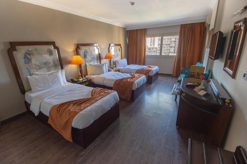 Zayed Hotel - Oda