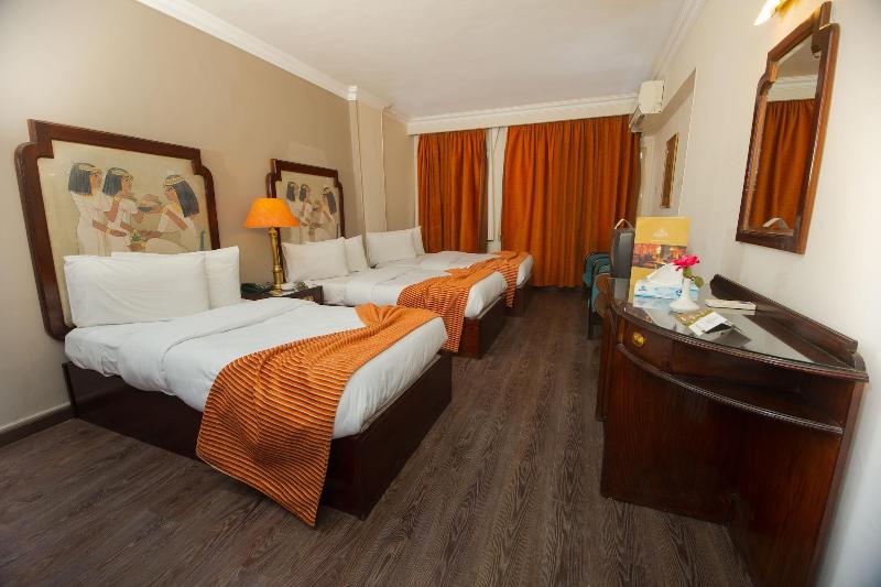 Zayed Hotel - Oda