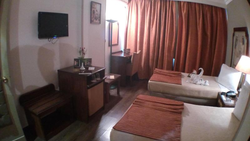 Zayed Hotel - Oda