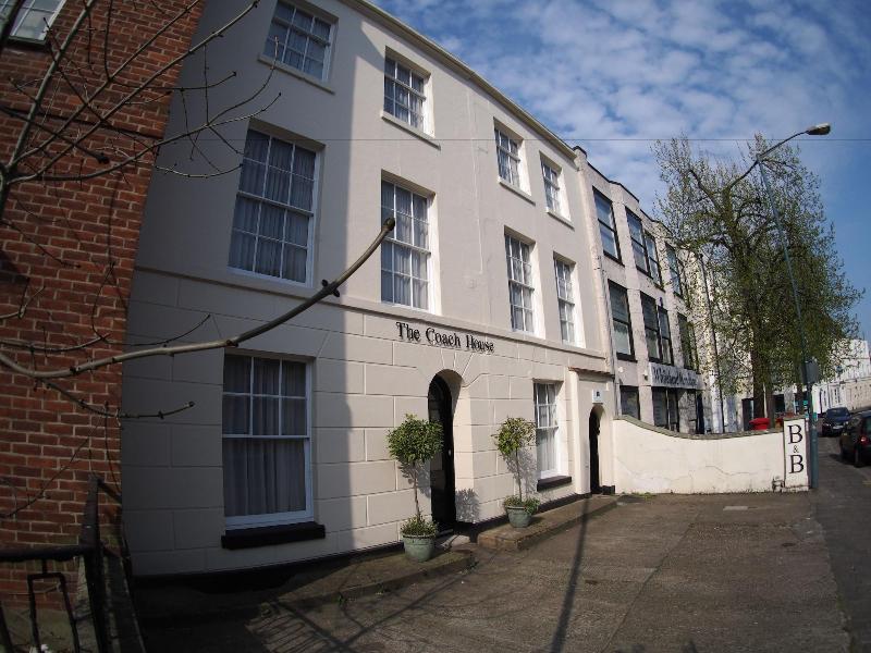 The Coach House - Genel