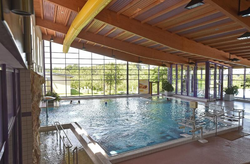 Santé Royale Hotel & Gesundheitsresort Warmbad Wol - Havuz