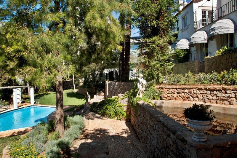 Casa Vela Guest House - Genel