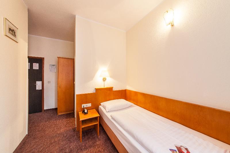 Hotel Ahl Meerkatzen - Oda