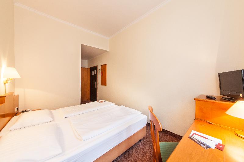Hotel Ahl Meerkatzen - Oda
