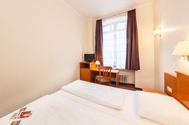 Hotel Ahl Meerkatzen - Oda