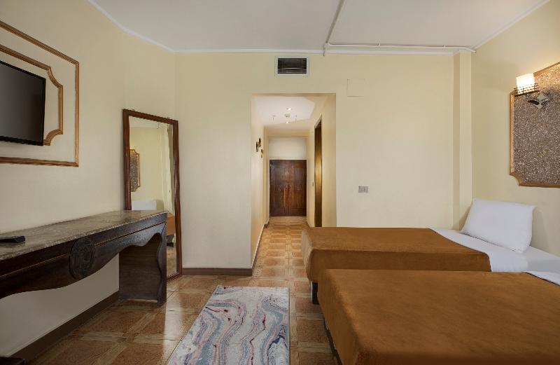Kanzy Hotel - Oda