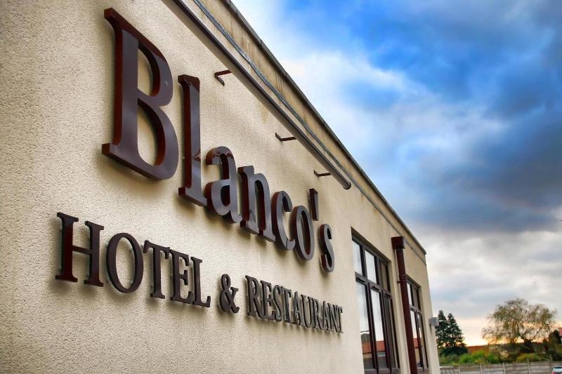 Blanco's - Genel