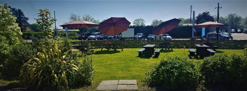 The White Horse Inn - Genel