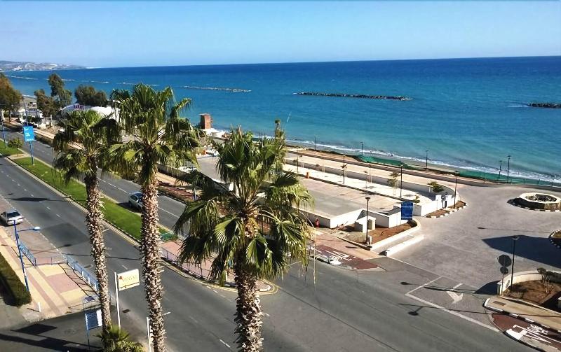 Pigeon Beach Hotel Apartments - Genel