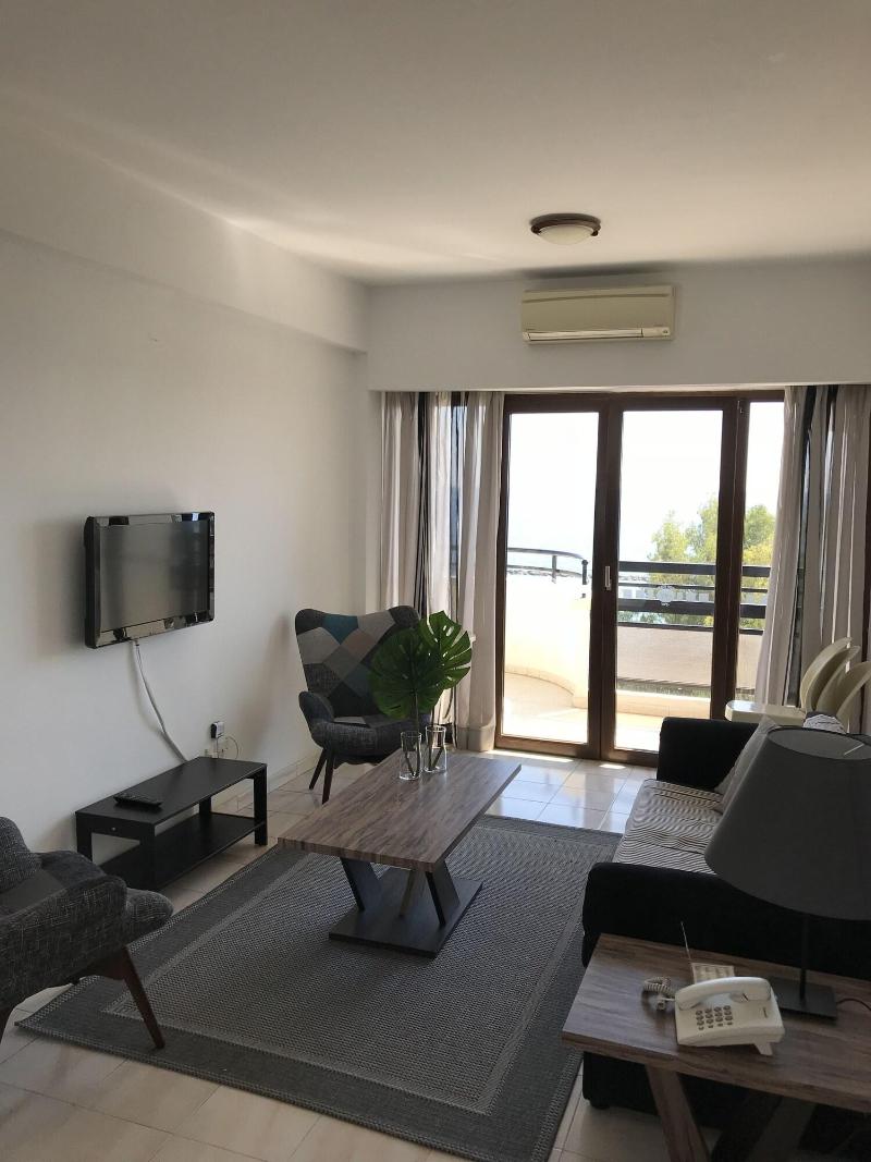 Pigeon Beach Hotel Apartments - Oda