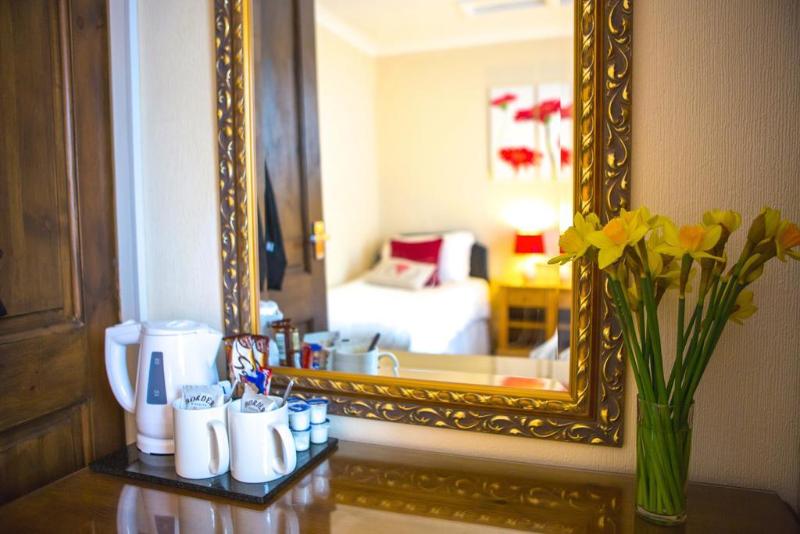 Abbey House B&B - Genel