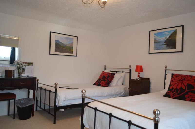 Abbey House B&B - Genel
