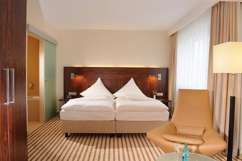 Hotel An der Oper - Genel