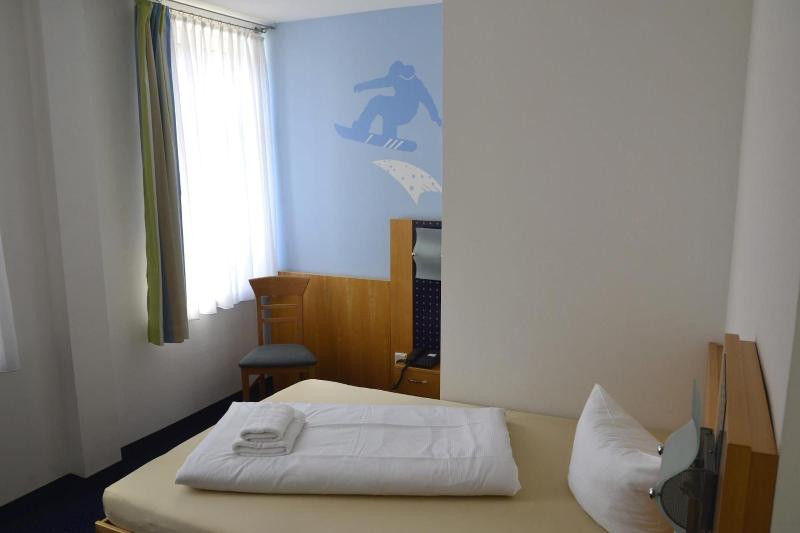 Outdoor Inn - Oda